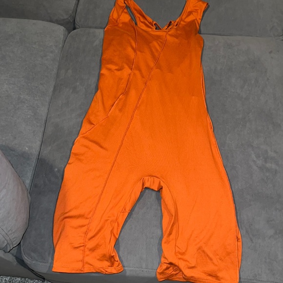 Fashion nova romper - Picture 1 of 2